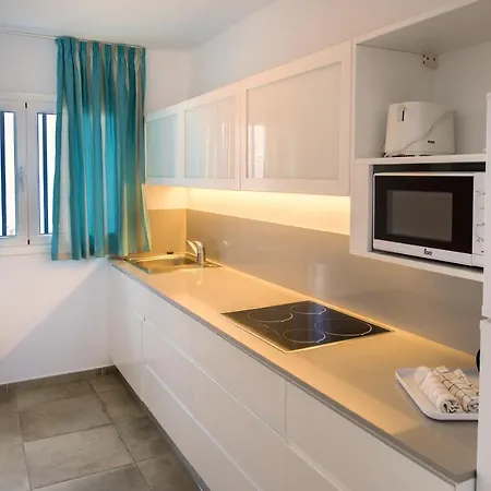 Playamar מלון דירות 4*