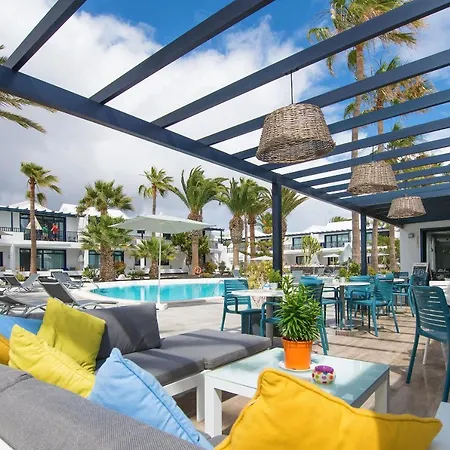 アパートホテル Playamar 4*